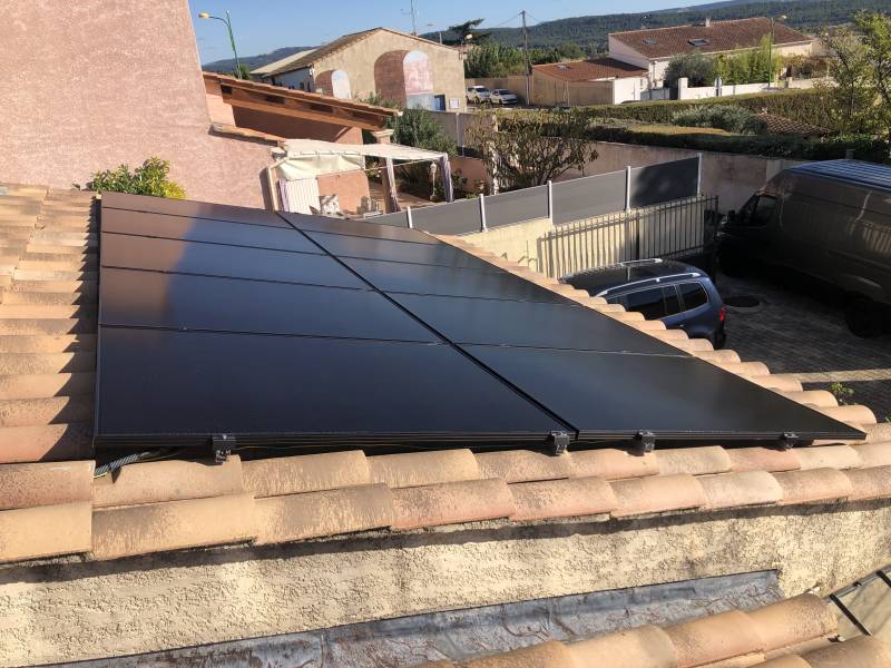 installation panneaux photovoltaique Rocbaron dans le Var